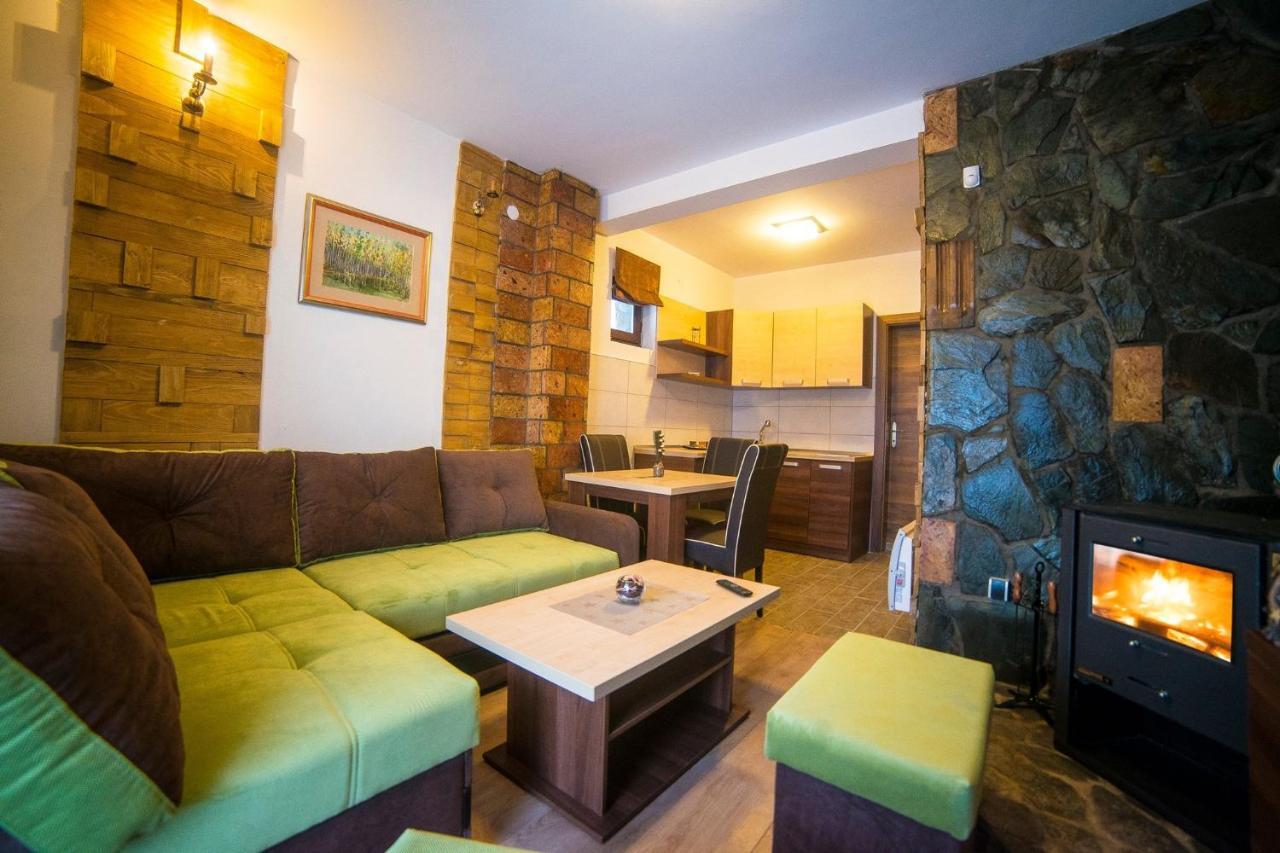 Drugarska Prica-Lana Hotel Jahorina Exterior photo